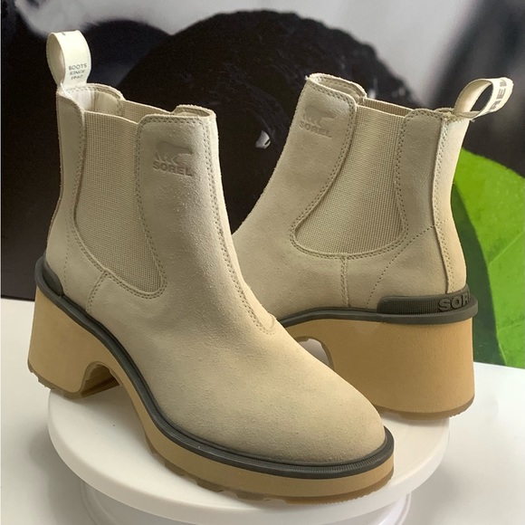 New!! Sorel Women’s Hi-Line Chelsea Boot Size 9.5 Chalk, Ceramic - Picture 5 of 11